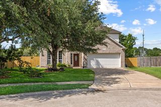 8801 Sunforest Lane, Pearland, TX 77584