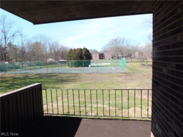 3080 N River Road J5, Warren, OH 44483