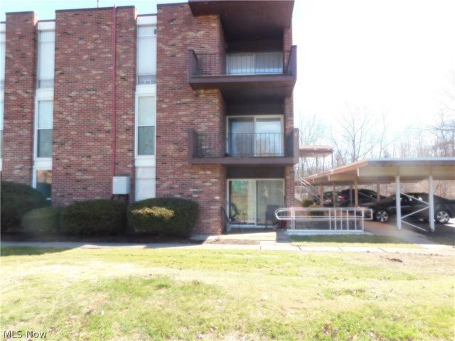 3080 N River Road J5, Warren, OH 44483