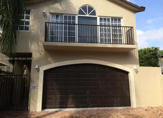 3087 Shipping Ave, Miami, FL 33133