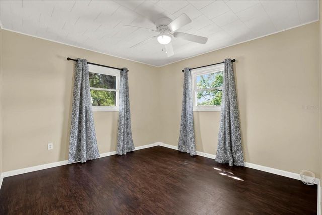 5923 14TH STREET, Zephyrhills, FL 33542