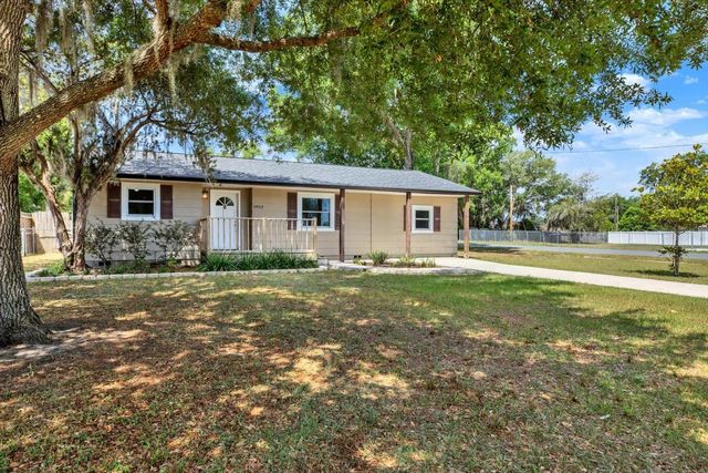 5923 14TH STREET, Zephyrhills, FL 33542