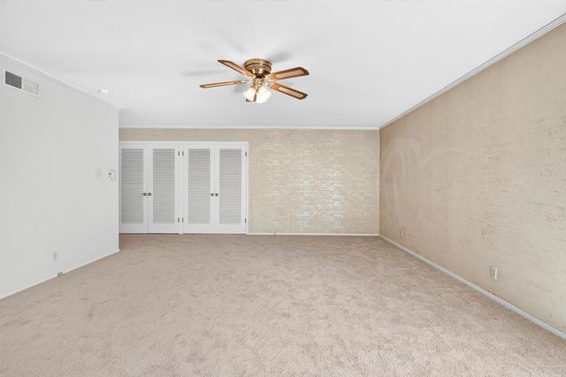 2920 Canal Dr, Stockton, CA 95204