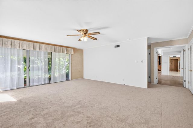 2920 Canal Dr, Stockton, CA 95204