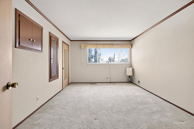 2920 Canal Dr, Stockton, CA 95204