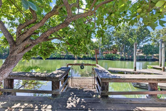 2920 Canal Dr, Stockton, CA 95204