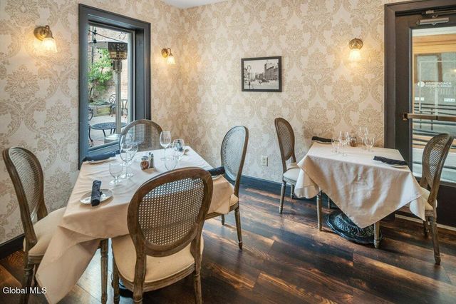 340 Hamilton Street, Albany, NY 12210