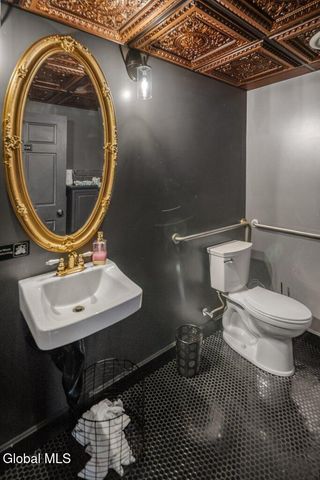 340 Hamilton Street, Albany, NY 12210