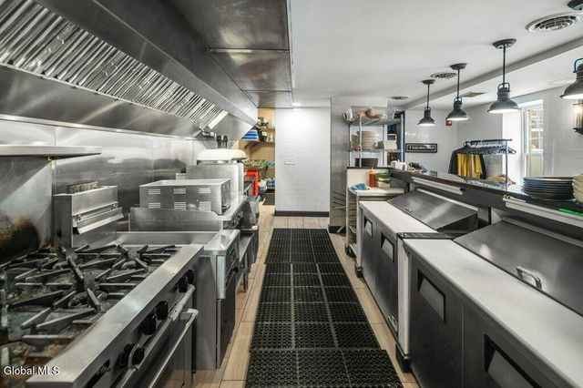 340 Hamilton Street, Albany, NY 12210