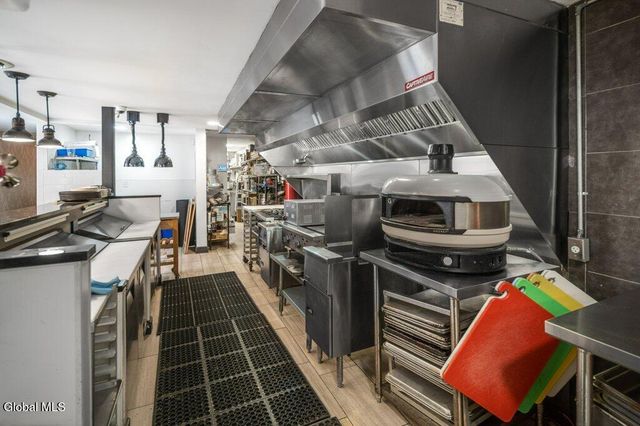 340 Hamilton Street, Albany, NY 12210