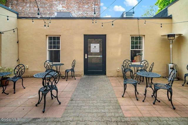 340 Hamilton Street, Albany, NY 12210