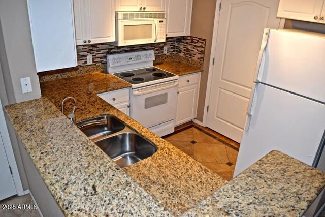 1701 E COLTER Street 240, Phoenix, AZ 85016