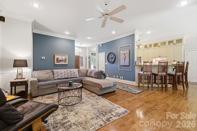 1705 29th Avenue Place NE, Hickory, NC 28601