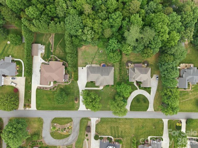 1705 29th Avenue Place NE, Hickory, NC 28601