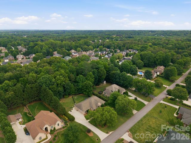 1705 29th Avenue Place NE, Hickory, NC 28601