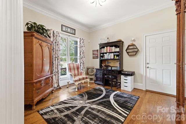 1705 29th Avenue Place NE, Hickory, NC 28601