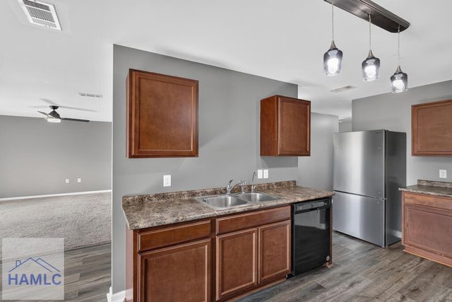 215 Barbour Lane, Hinesville, GA 31313