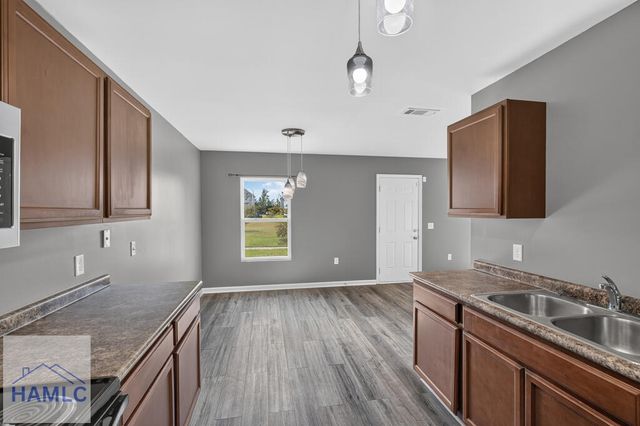 215 Barbour Lane, Hinesville, GA 31313