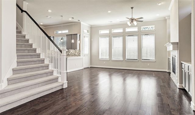 136 Peninsula Point Drive, Montgomery, TX 77356