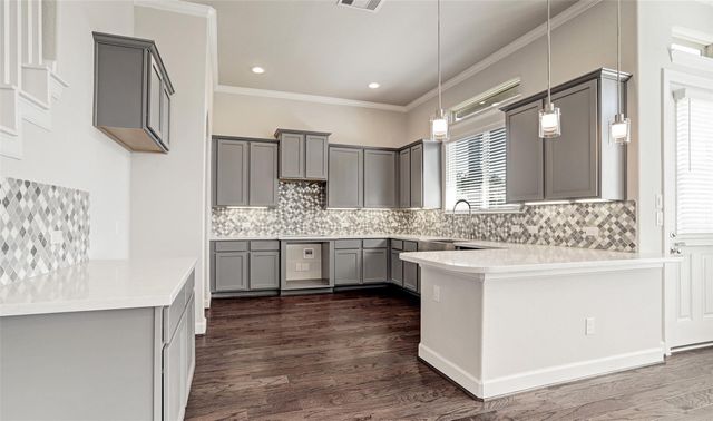 136 Peninsula Point Drive, Montgomery, TX 77356