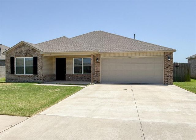 528 Fox Burrow Lane, Newcastle, OK 73065