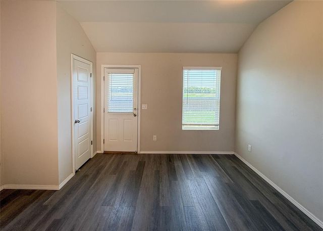 528 Fox Burrow Lane, Newcastle, OK 73065