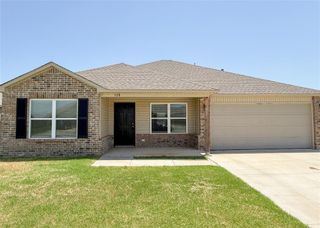 528 Fox Burrow Lane, Newcastle, OK 73065