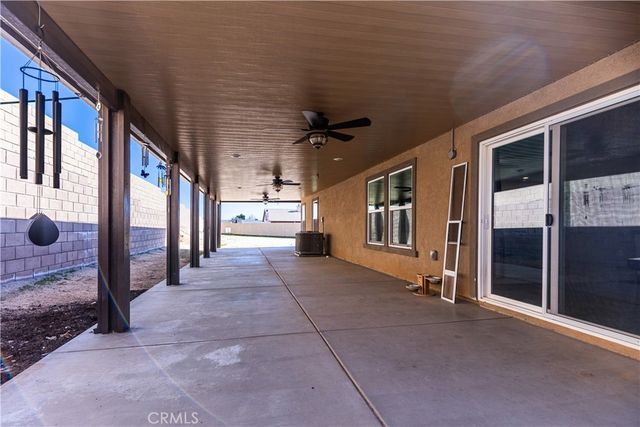 16664 Hawks Hill, Victorville, CA 92395