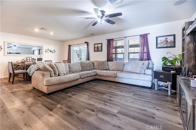 16664 Hawks Hill, Victorville, CA 92395