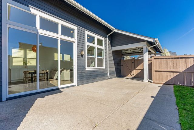 691 NE Vail Lane, Bend, OR 97701