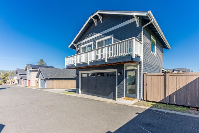 691 NE Vail Lane, Bend, OR 97701