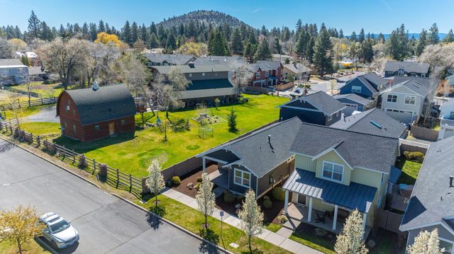 691 NE Vail Lane, Bend, OR 97701