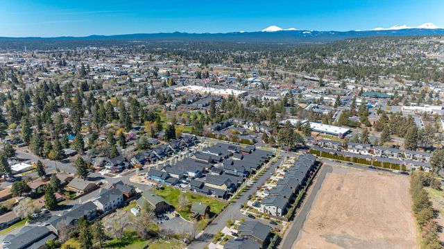 691 NE Vail Lane, Bend, OR 97701