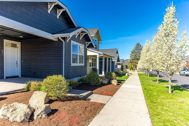 691 NE Vail Lane, Bend, OR 97701