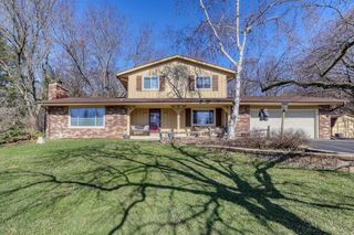 N51W27550 Lettie LANE, Pewaukee, WI 53072