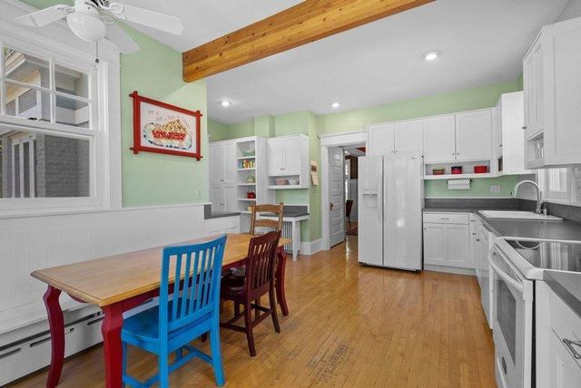 1055 Goodrich Avenue, Saint Paul, MN 55105