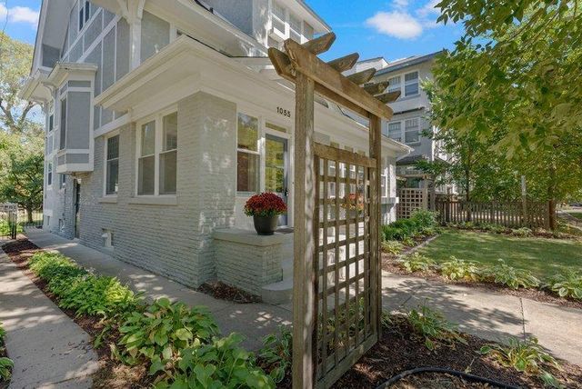 1055 Goodrich Avenue, Saint Paul, MN 55105