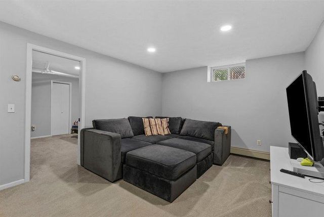 1055 Goodrich Avenue, Saint Paul, MN 55105