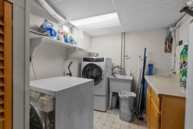1055 Goodrich Avenue, Saint Paul, MN 55105