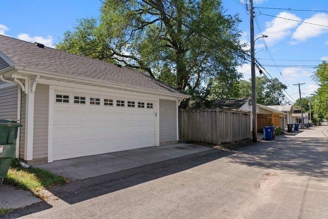 1055 Goodrich Avenue, Saint Paul, MN 55105