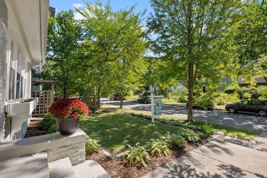 1055 Goodrich Avenue, Saint Paul, MN 55105 — photo 4