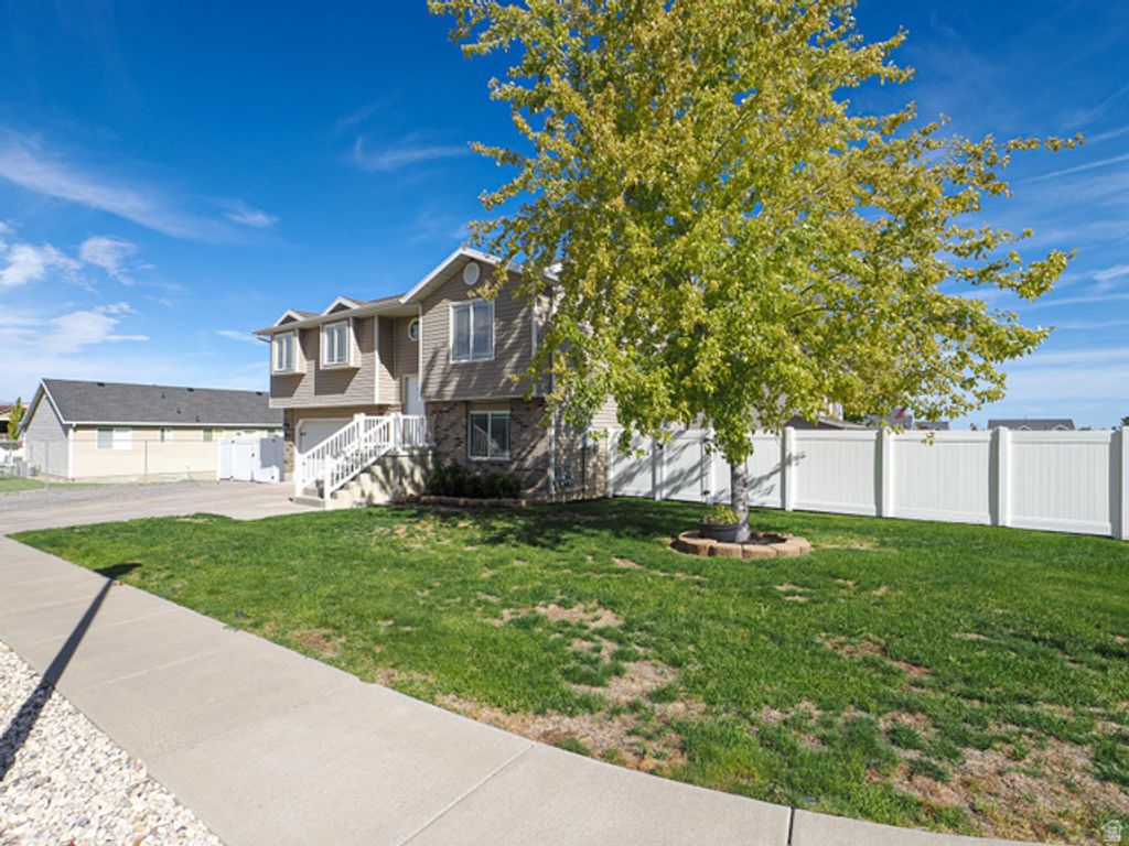 994 W 880 S, Tooele, UT 84074 — photo 2