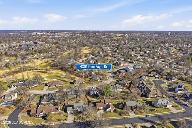 4301 GLEN EAGLE DRIVE, Columbia, MO 65203