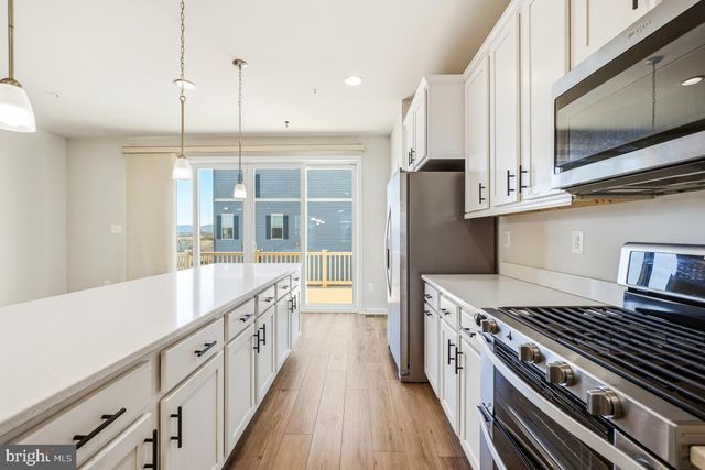 5820 IMPERIAL DR, Frederick, MD 21703