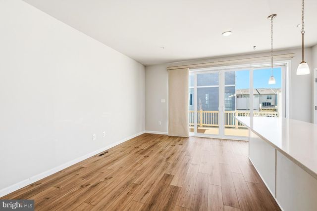 5820 IMPERIAL DR, Frederick, MD 21703