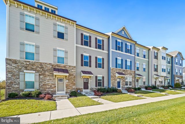 5820 IMPERIAL DR, Frederick, MD 21703