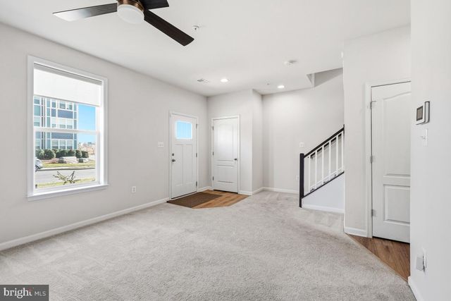 5820 IMPERIAL DR, Frederick, MD 21703