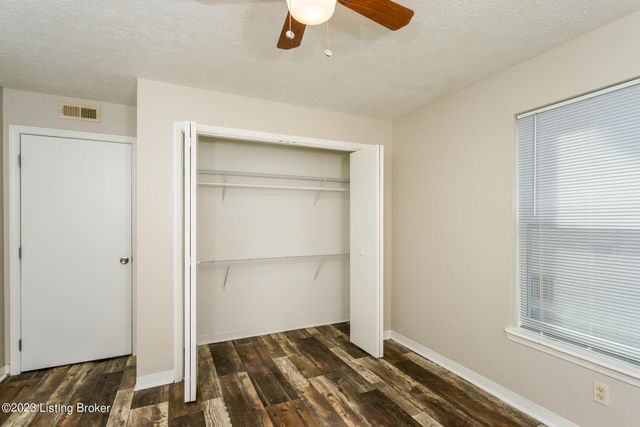 2913 Dumesnil St 1, Louisville, KY 40211