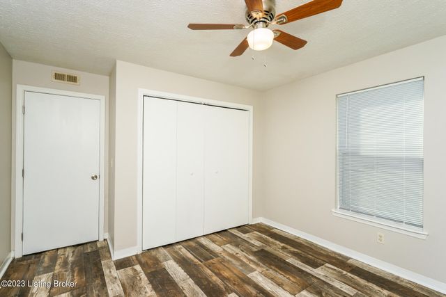 2913 Dumesnil St 1, Louisville, KY 40211