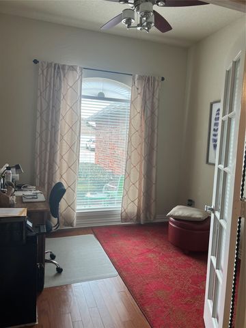 312 W Mcafee Drive, Mabank, TX 75147